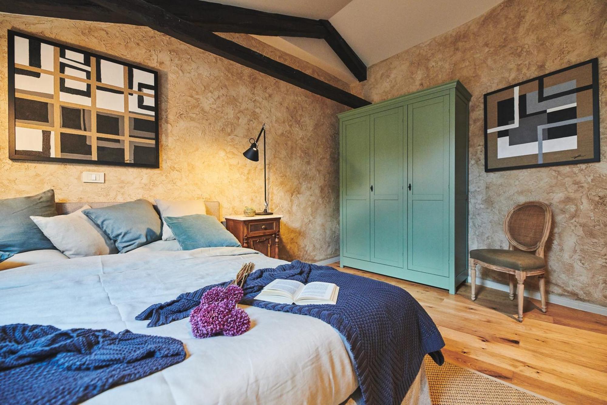San Canzian Hotel & Residences - Small Luxury Hotels Of The World Buje Quarto foto