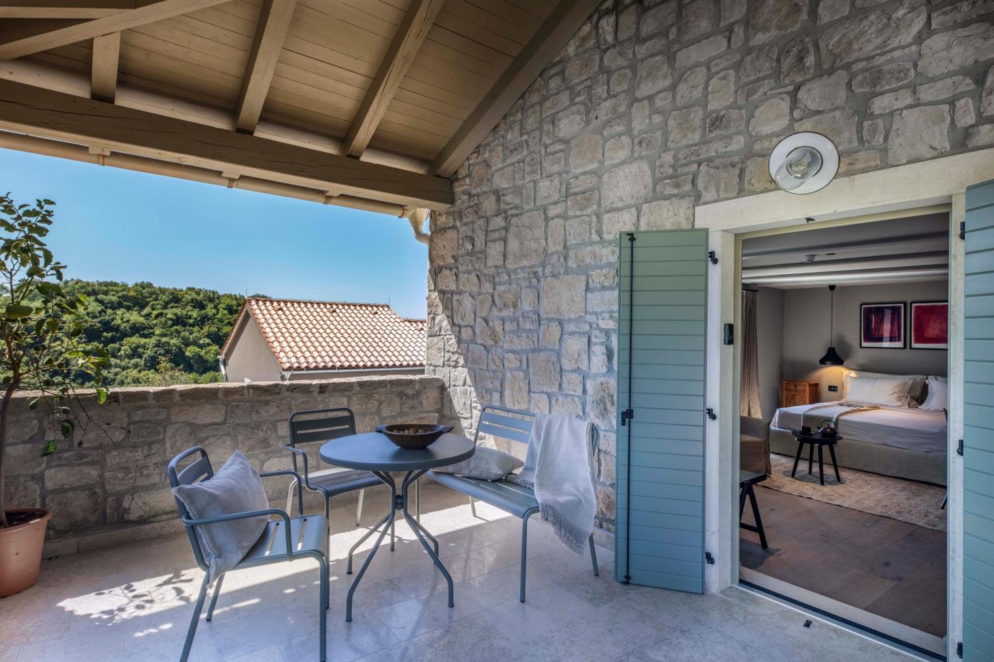 San Canzian Hotel & Residences - Small Luxury Hotels Of The World Buje Quarto foto